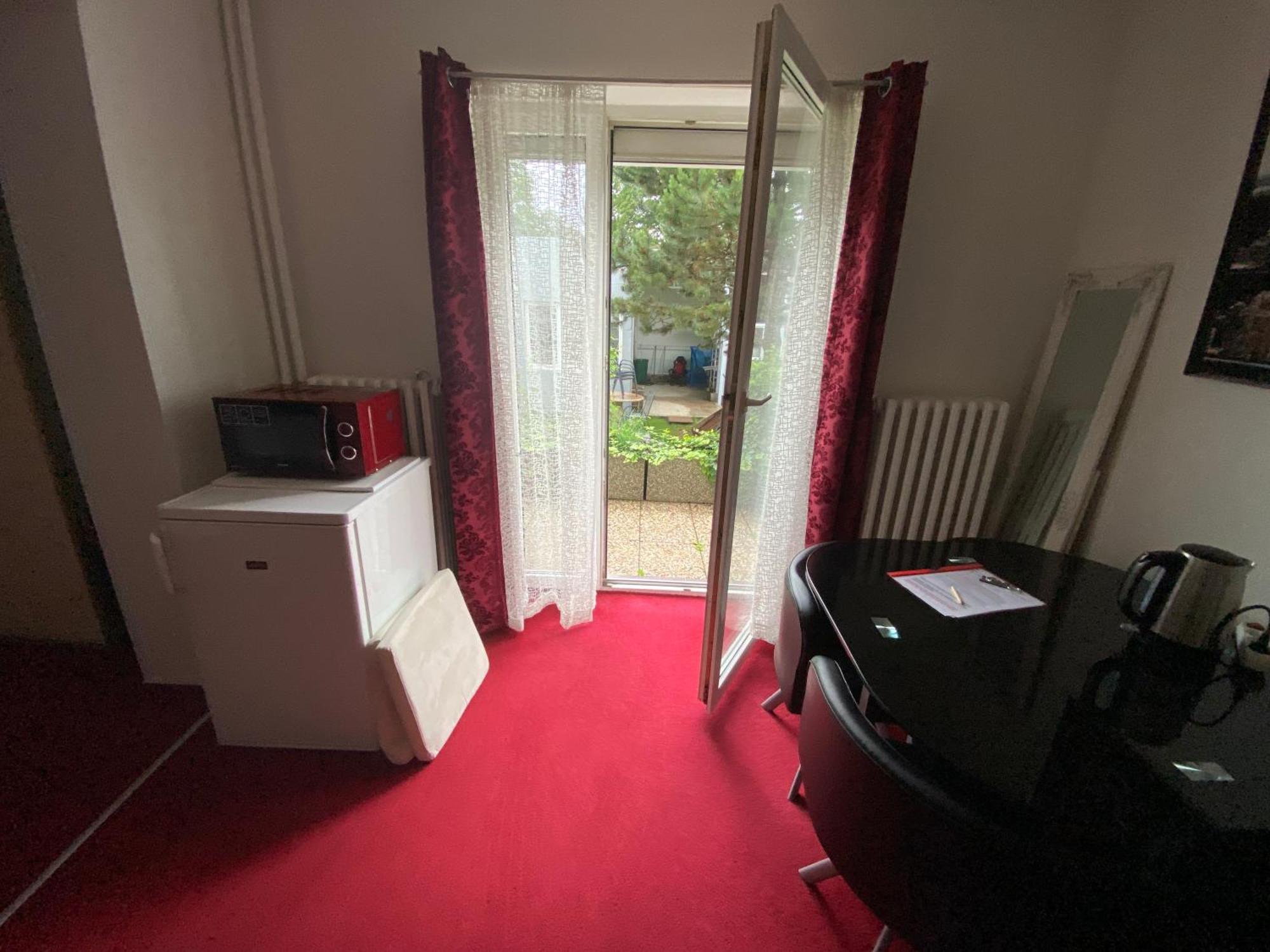 Homestay U Hanky Zdiby Buitenkant foto