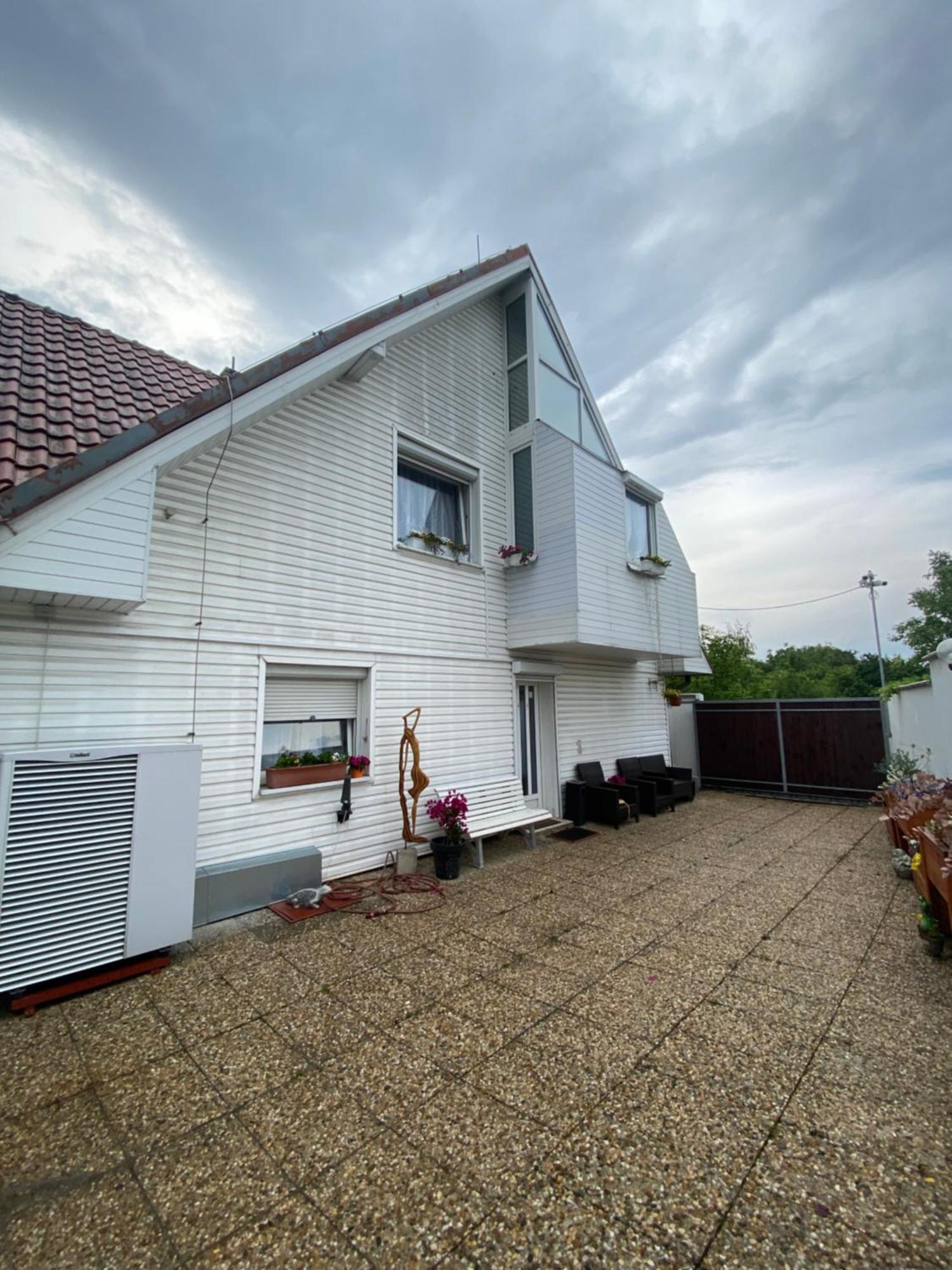 Homestay U Hanky Zdiby Buitenkant foto